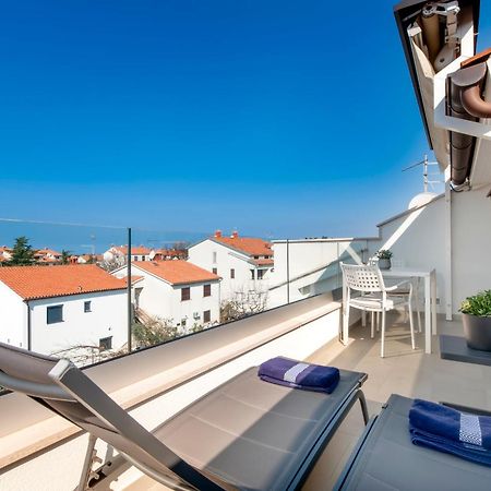 Apartment Lili Poreč Dış mekan fotoğraf